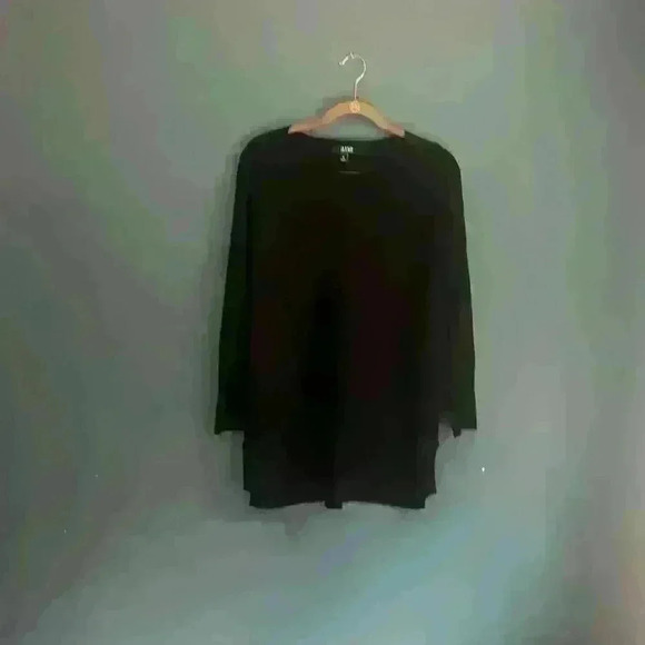 A.n.a black ribbed crew neck sweater woman’s size M‎ - Picture 1 of 4
